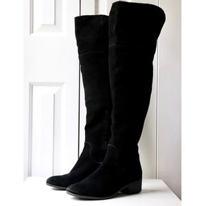 STEVE MADDEN OVER THE KNEE SUEDE BLACK BOOTS - 8.5